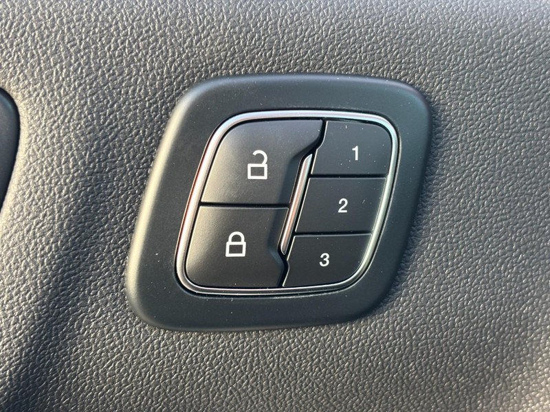 Ford Escape Vehicle Image 20