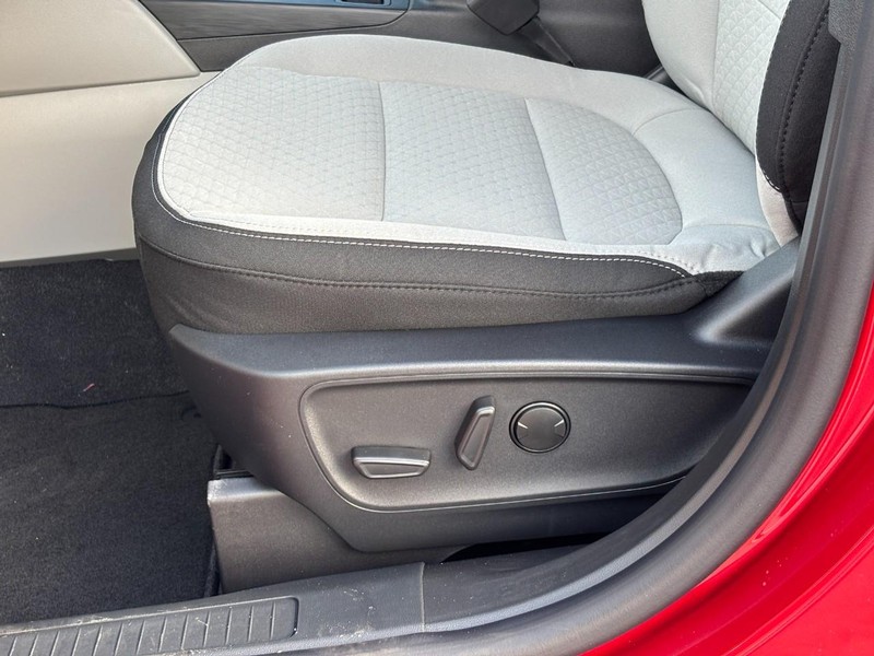 Ford Escape Vehicle Image 21