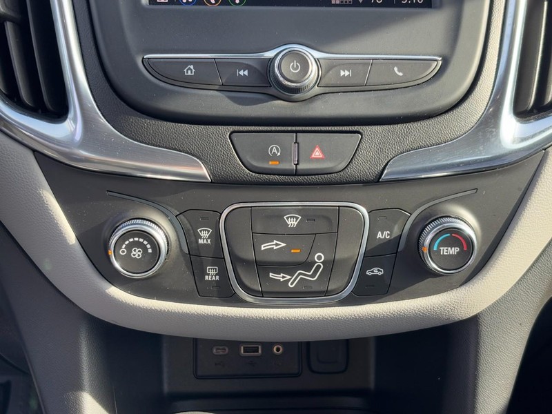 Chevrolet Equinox Vehicle Image 23