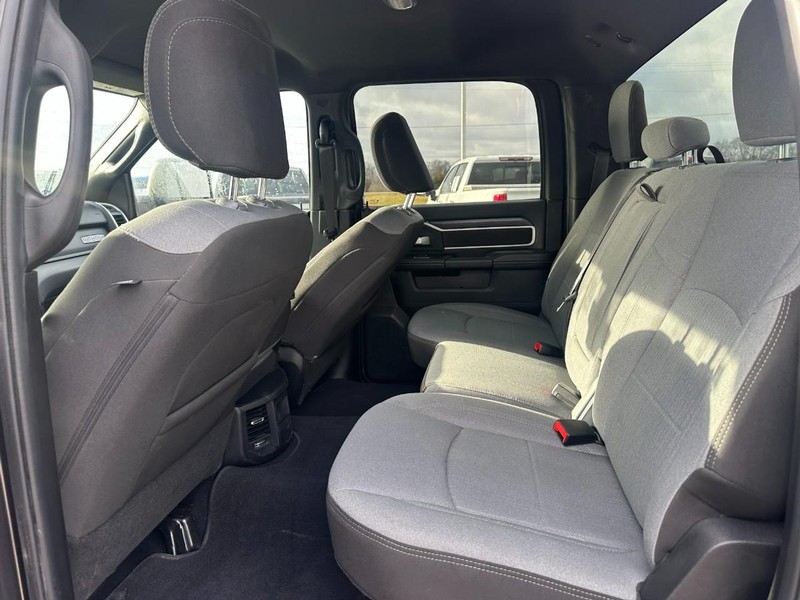 Ram 2500 Vehicle Image 09