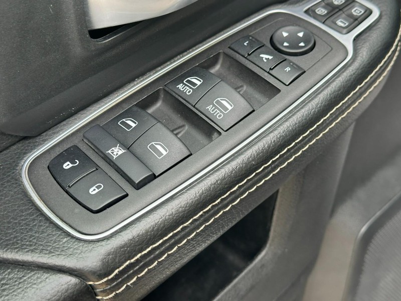 Ram 2500 Vehicle Image 15