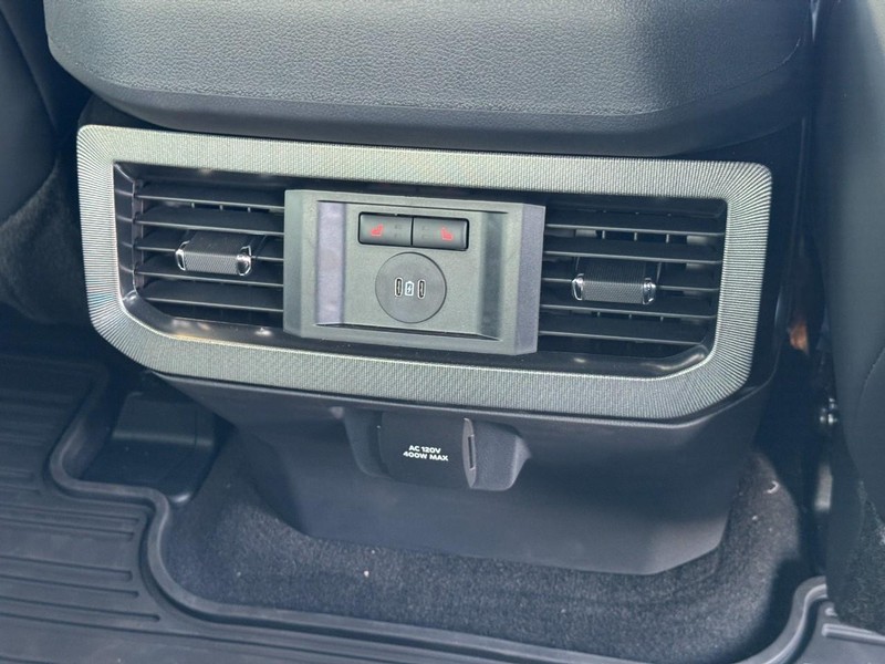 Ford Super Duty F-250 SRW Vehicle Image 11