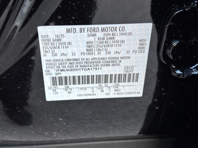 Ford Explorer Vehicle Full-screen Gallery Image 23