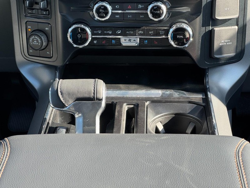 Ford F-150 Vehicle Image 10