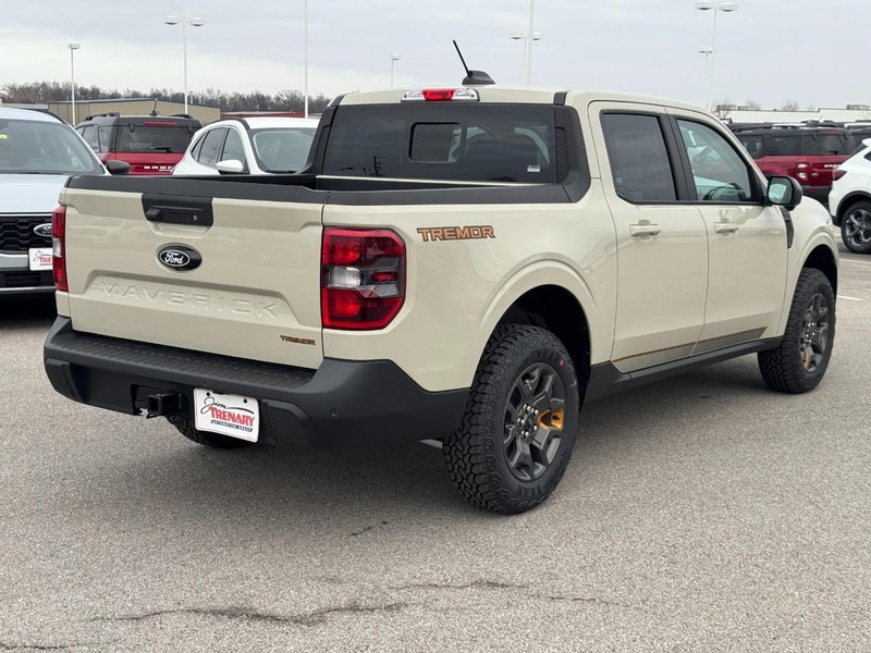 Ford Maverick Vehicle Image 03