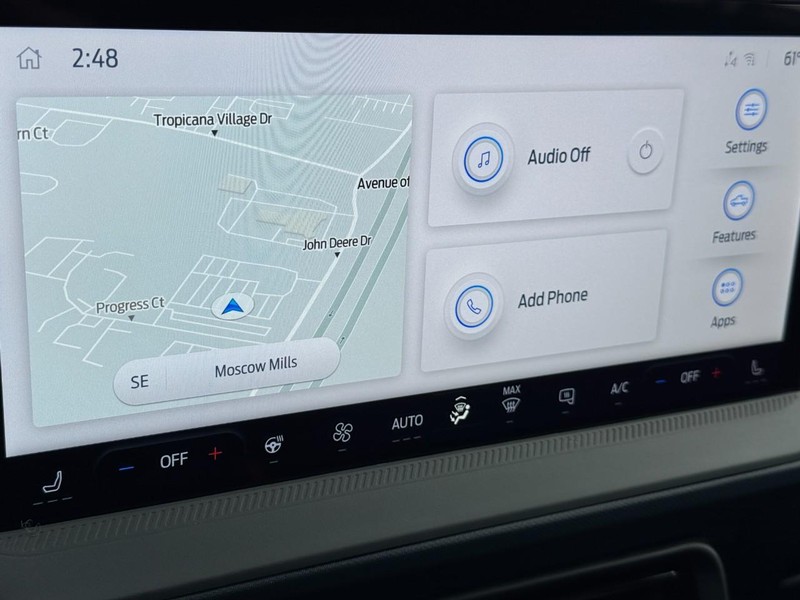 Ford Maverick Vehicle Image 15