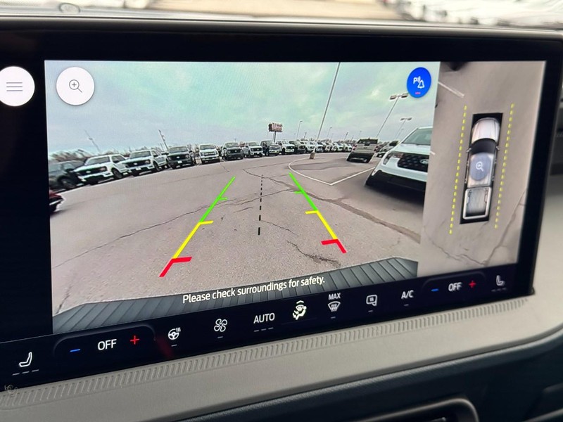 Ford Maverick Vehicle Image 19