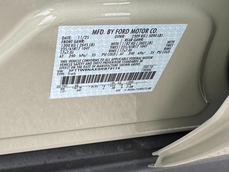 Ford Maverick Vehicle Image 20