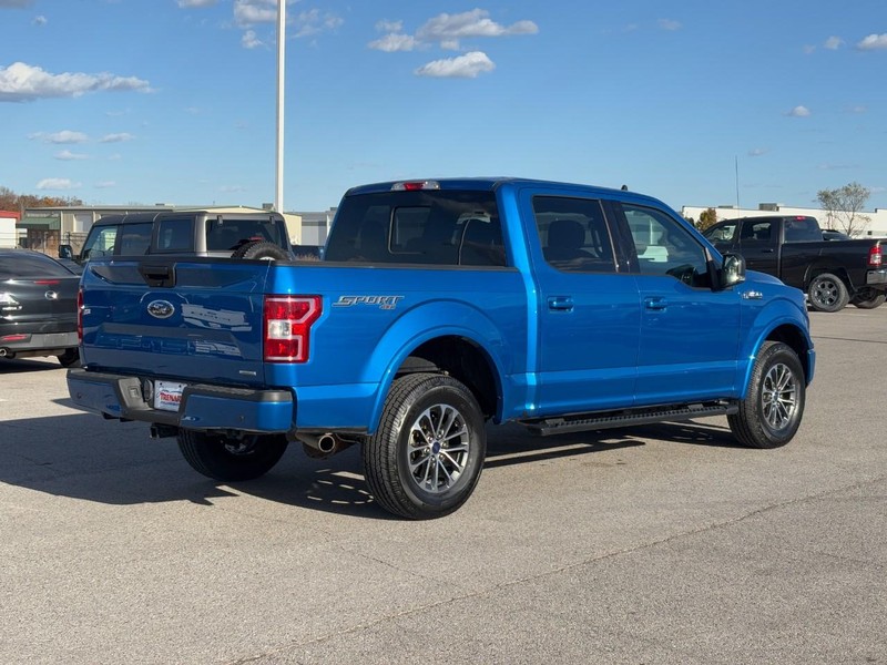 Ford F-150 Vehicle Full-screen Gallery Image 10