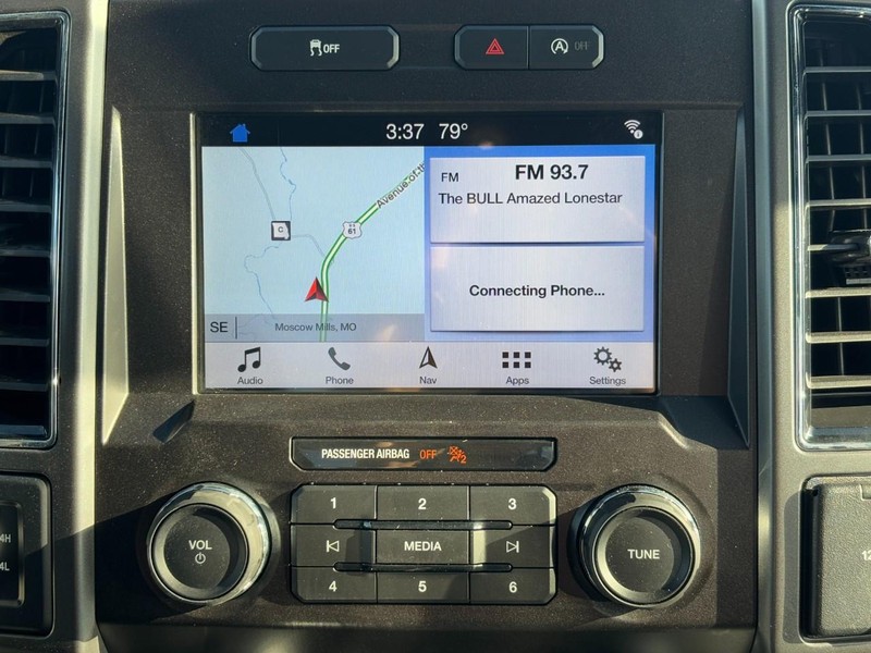 Ford F-150 Vehicle Full-screen Gallery Image 20