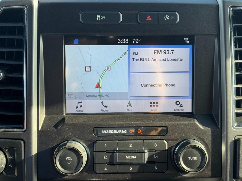 Ford F-150 Vehicle Full-screen Gallery Image 27