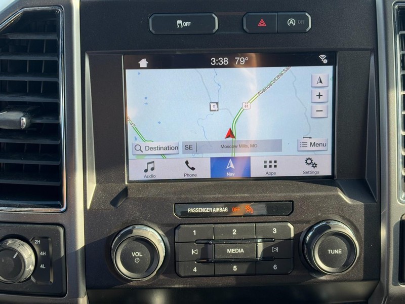 Ford F-150 Vehicle Full-screen Gallery Image 29