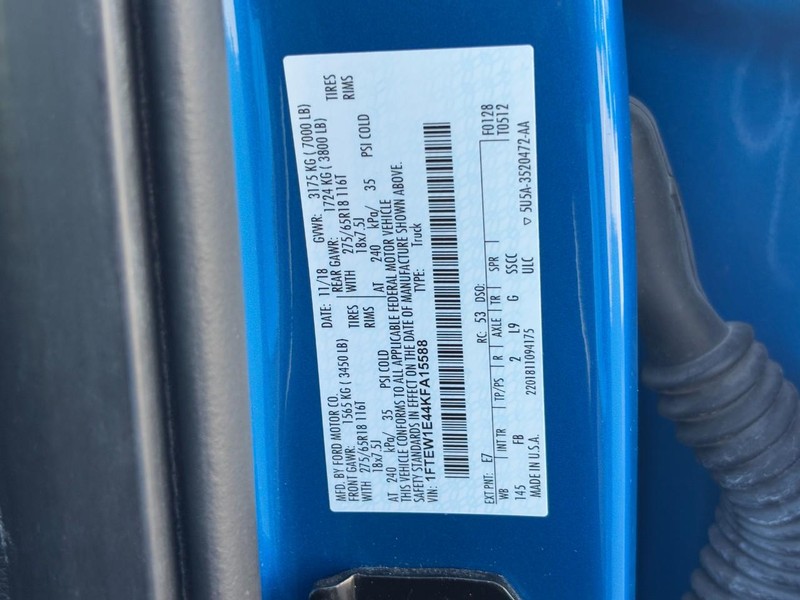 Ford F-150 Vehicle Full-screen Gallery Image 34