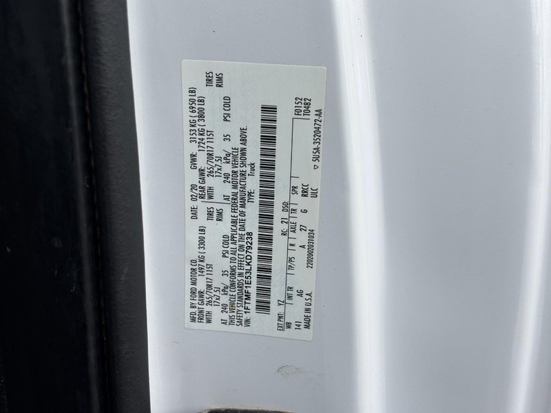 Ford F-150 Vehicle Full-screen Gallery Image 20