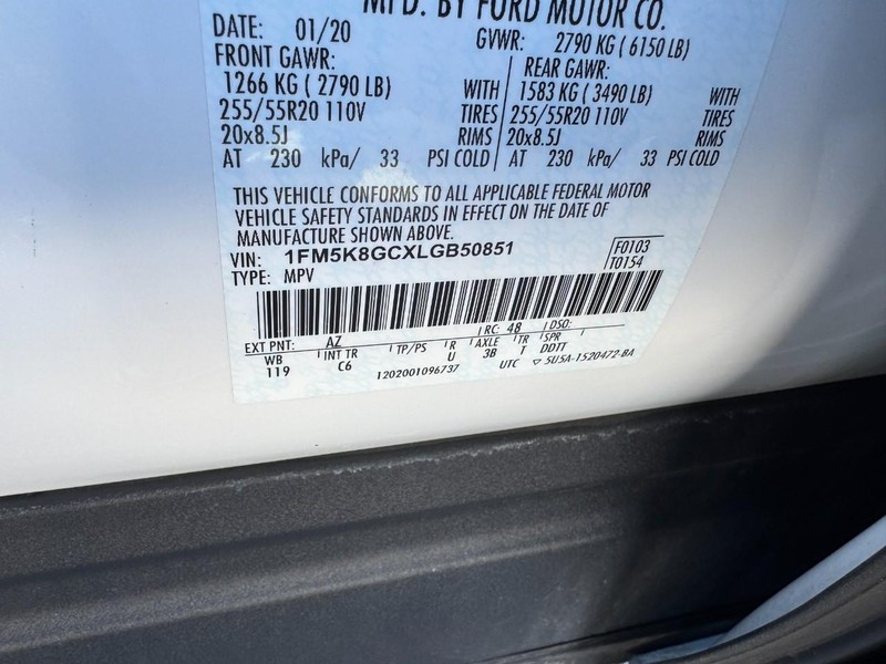 Ford Explorer Vehicle Full-screen Gallery Image 30