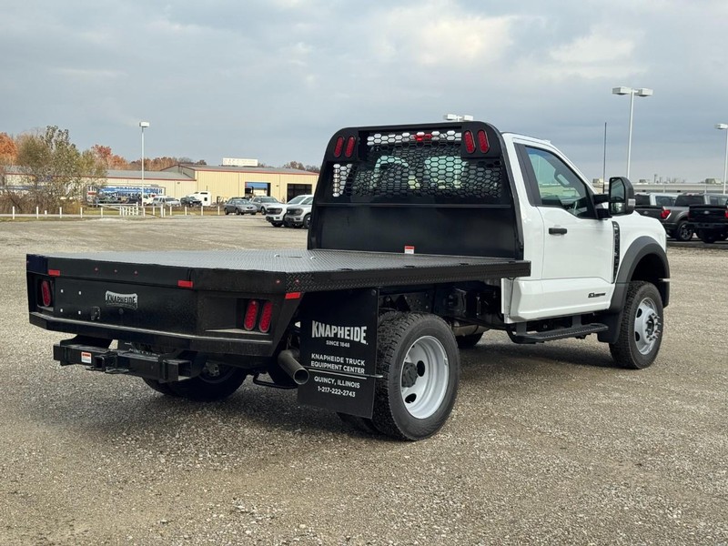 Ford Super Duty F-450 DRW Vehicle Image 03