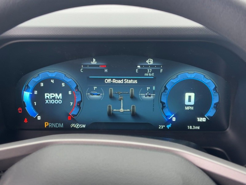 Ford Bronco Vehicle Full-screen Gallery Image 13