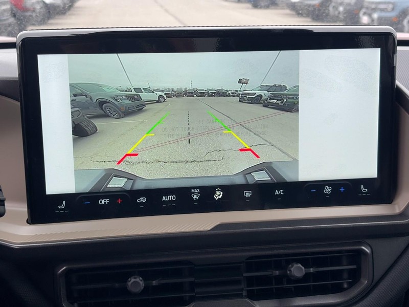 Ford Bronco Sport Vehicle Full-screen Gallery Image 15