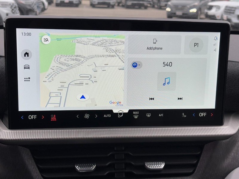 Ford Explorer Vehicle Image 15