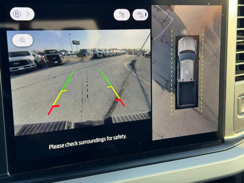 Ford Super Duty F-350 SRW Vehicle Image 20