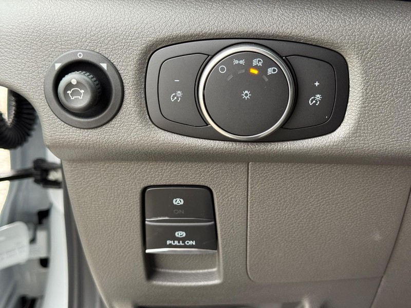 Ford Transit Cargo Van Vehicle Image 16