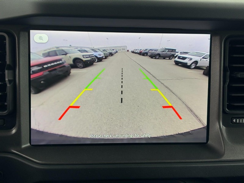 Ford Bronco Vehicle Image 15