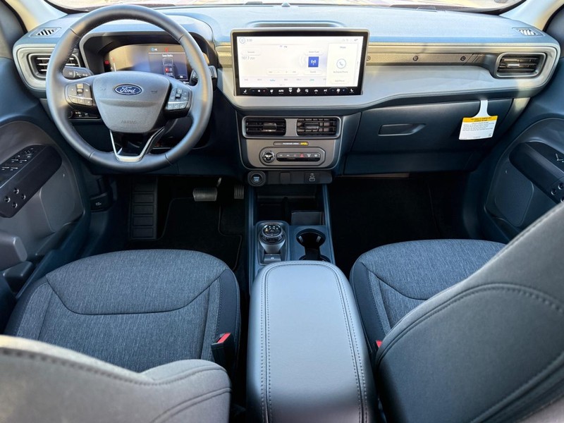 Ford Maverick Vehicle Image 07