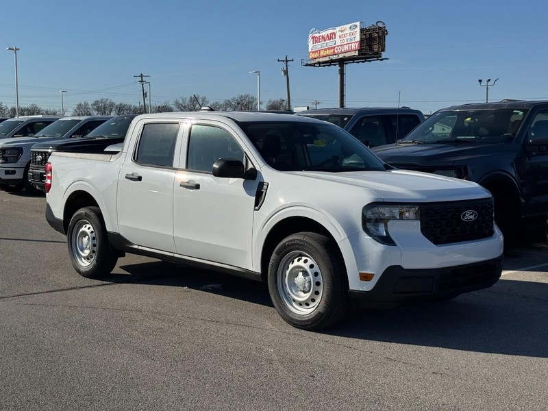Ford Maverick Vehicle Full-screen Gallery Image 2