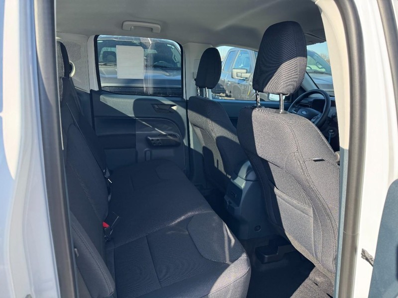 Ford Maverick Vehicle Full-screen Gallery Image 4