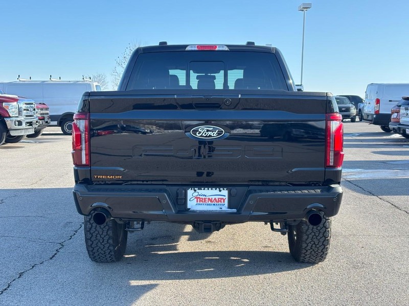 Ford F-150 Vehicle Full-screen Gallery Image 4