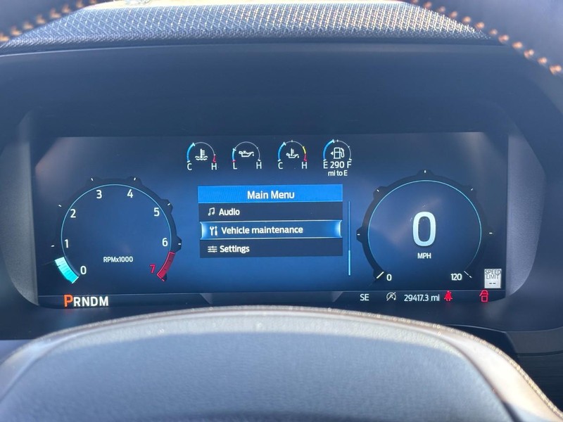 Ford F-150 Vehicle Full-screen Gallery Image 18