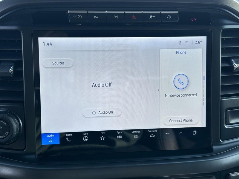 Ford F-150 Vehicle Full-screen Gallery Image 19