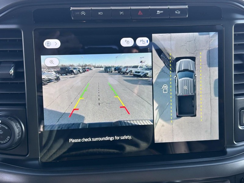 Ford F-150 Vehicle Full-screen Gallery Image 20