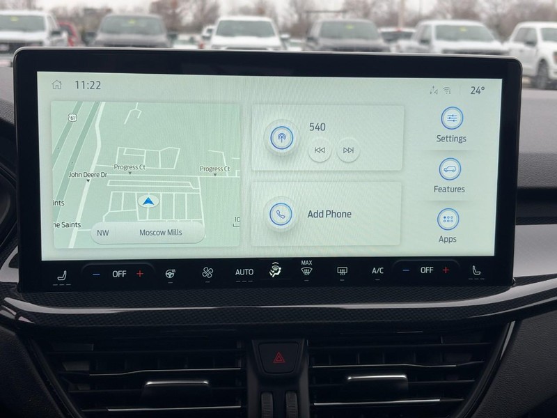 Ford Escape Vehicle Full-screen Gallery Image 14