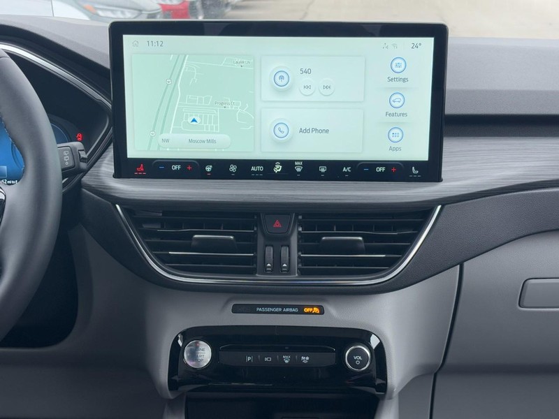 Ford Escape Vehicle Full-screen Gallery Image 8