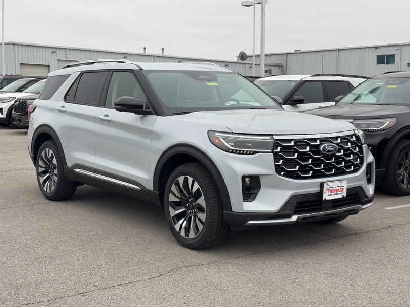 Ford Explorer Vehicle Full-screen Gallery Image 2