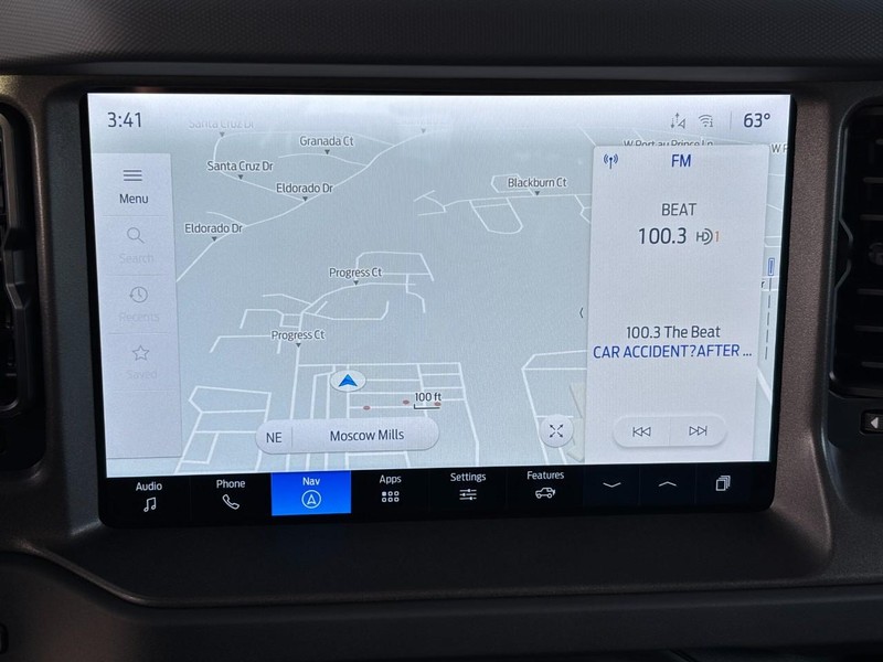 Ford Bronco Vehicle Full-screen Gallery Image 17