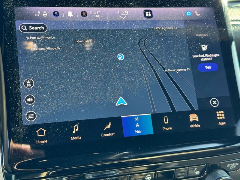 Jeep Grand Cherokee L Vehicle Full-screen Gallery Image 21