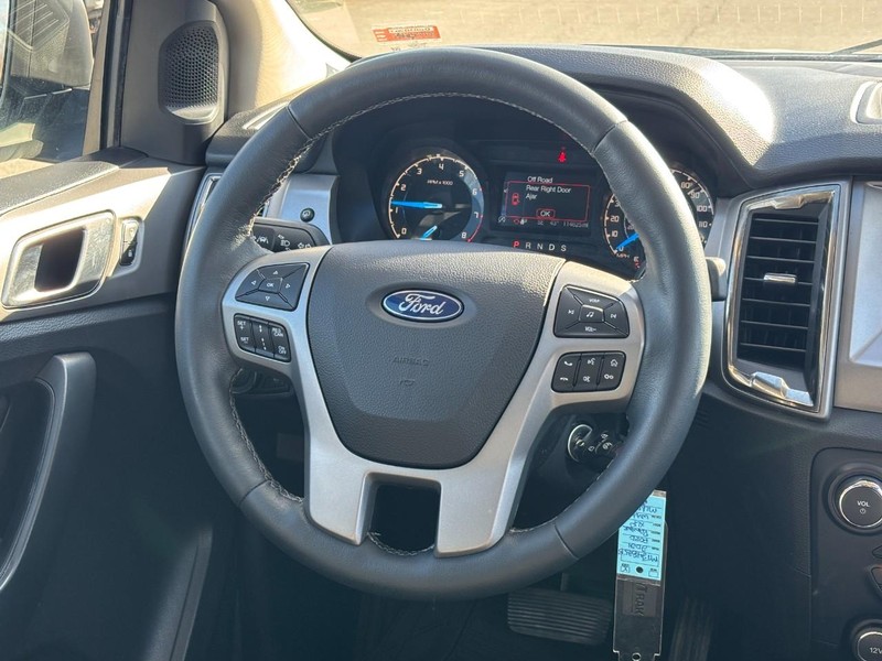 Ford Ranger Vehicle Full-screen Gallery Image 12