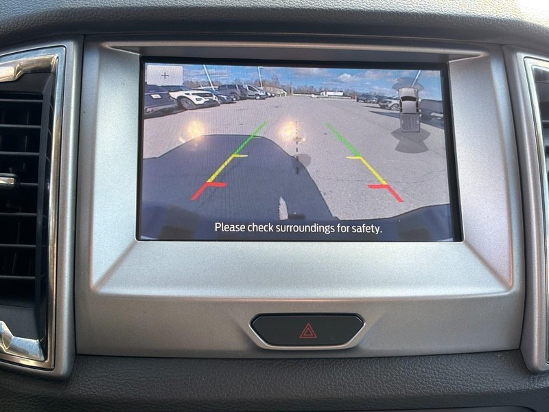 Ford Ranger Vehicle Full-screen Gallery Image 21