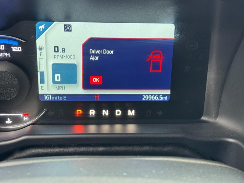 Ford Bronco Vehicle Full-screen Gallery Image 18