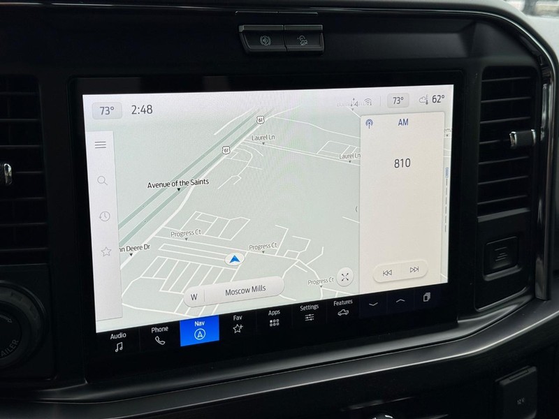 Ford Super Duty F-250 SRW Vehicle Full-screen Gallery Image 13