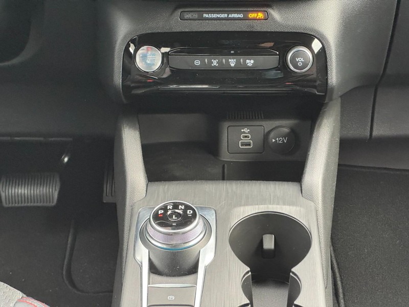 Ford Escape Vehicle Image 09