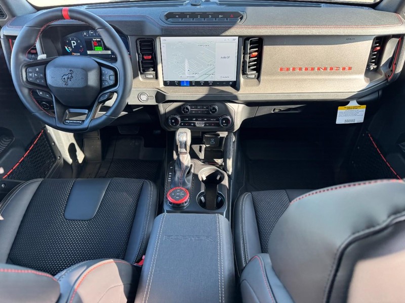 Ford Bronco Vehicle Image 07