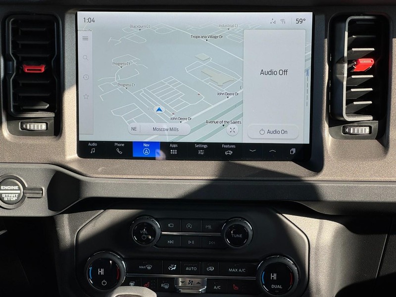 Ford Bronco Vehicle Image 09