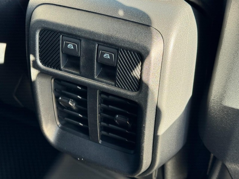 Ford Bronco Vehicle Image 11