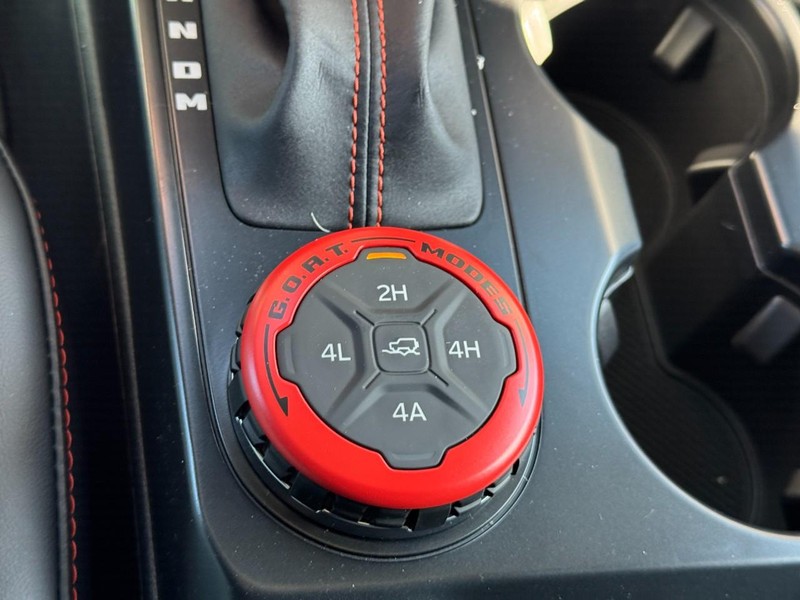 Ford Bronco Vehicle Image 18