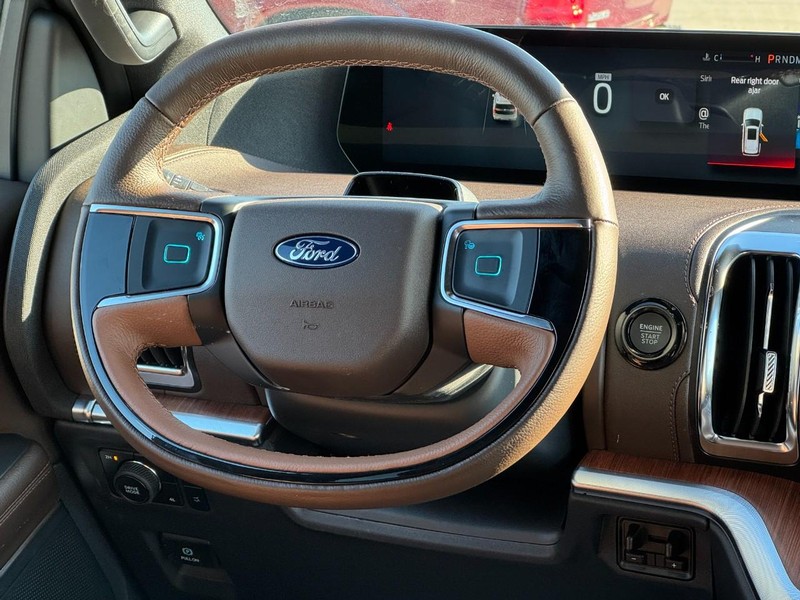 Ford Expedition Vehicle Image 08
