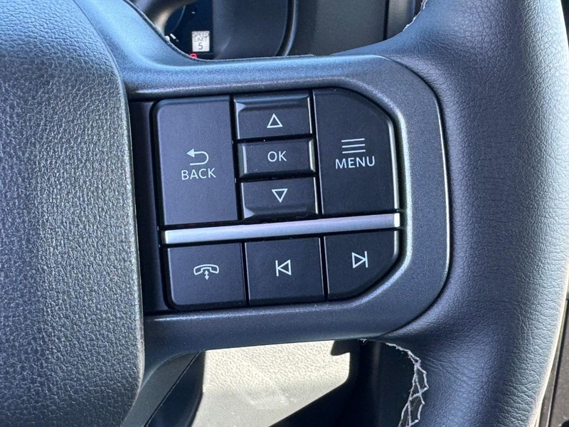 Ford Super Duty F-250 SRW Vehicle Image 16