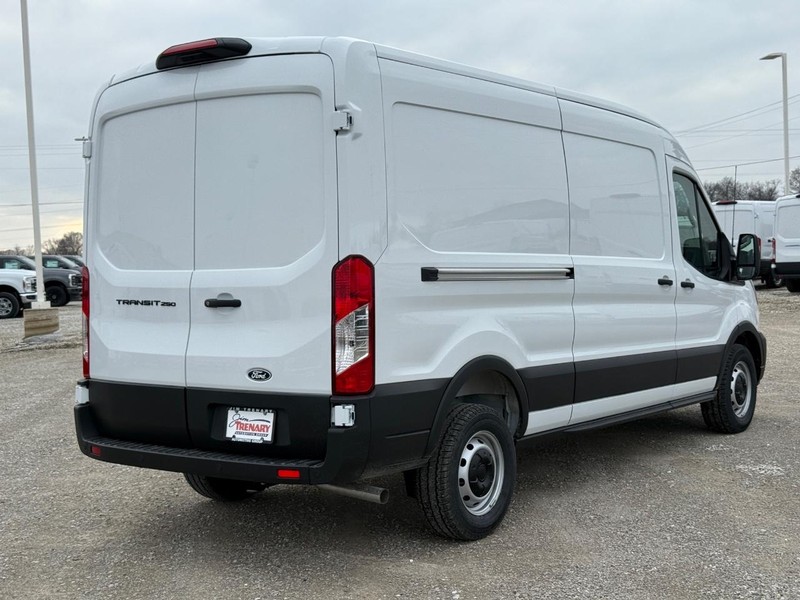 Ford Transit Cargo Van Vehicle Image 03